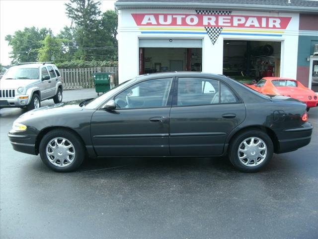 Buick REGAL 2002 photo 1