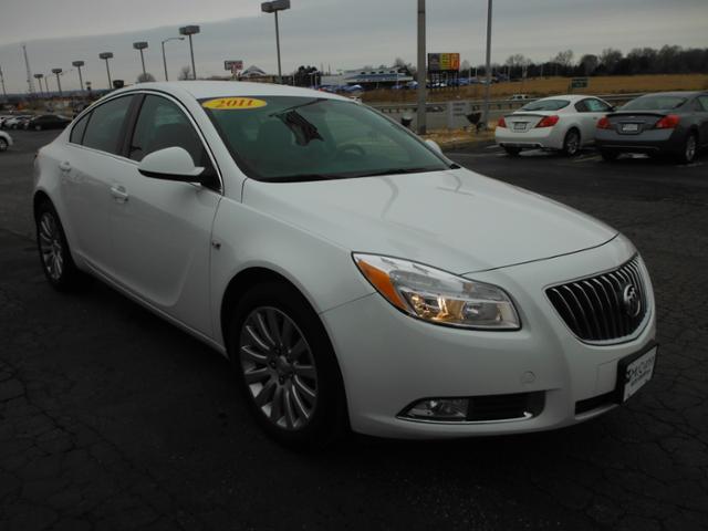 Buick REGAL 2011 photo 4