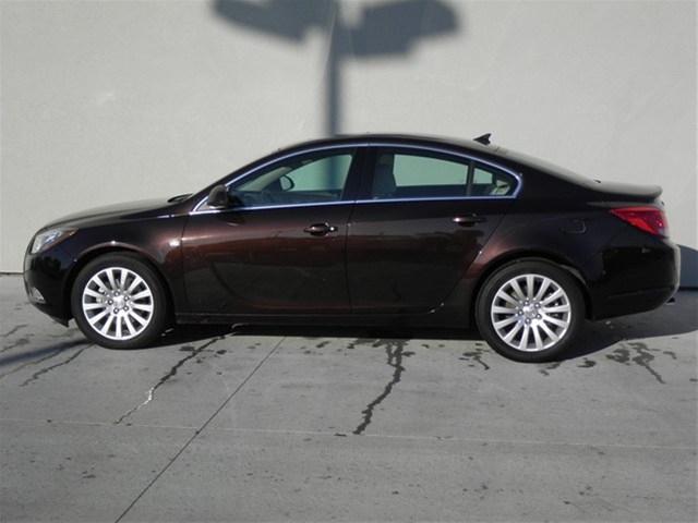 Buick REGAL 2011 photo 4