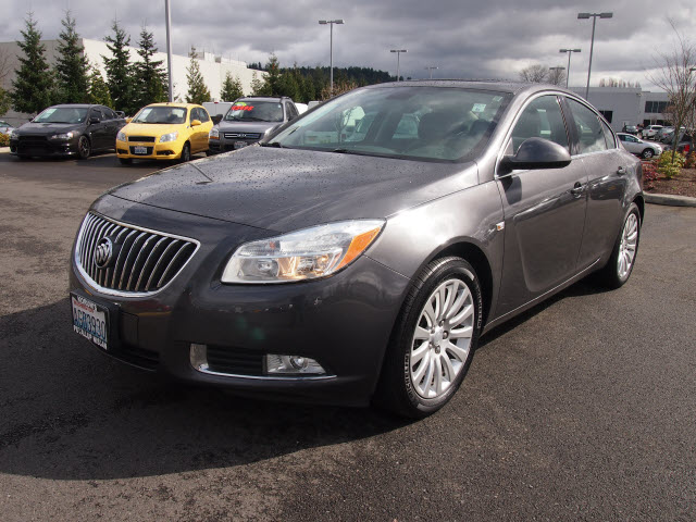 Buick REGAL 2011 photo 3