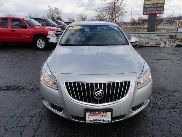 Buick REGAL 2011 photo 1