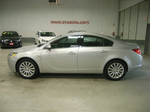 Buick REGAL 2011 photo 1