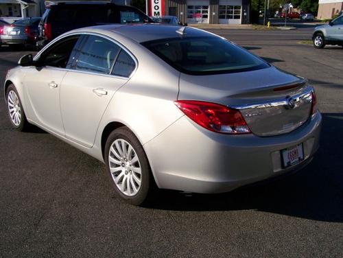 Buick REGAL 2011 photo 1