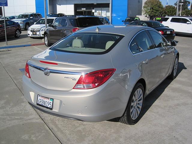 Buick REGAL 2011 photo 1