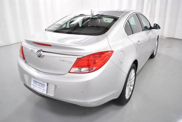 Buick REGAL 2011 photo 1