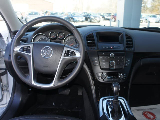 Buick REGAL 2011 photo 4