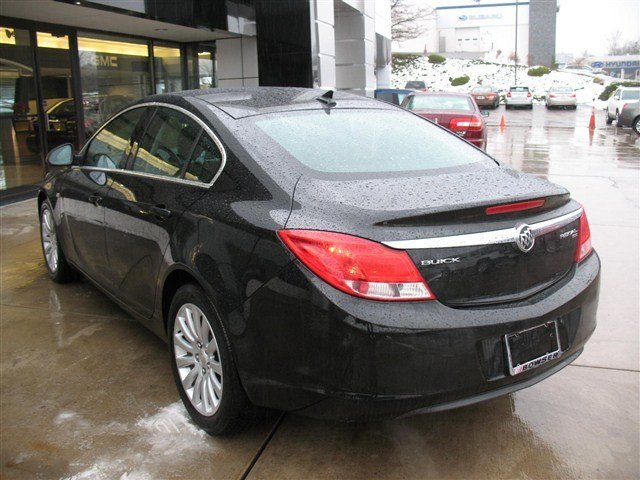 Buick REGAL 2011 photo 3