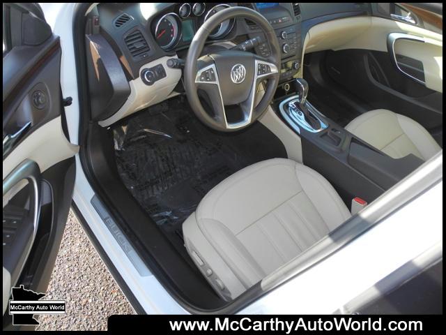 Buick REGAL 2011 photo 3