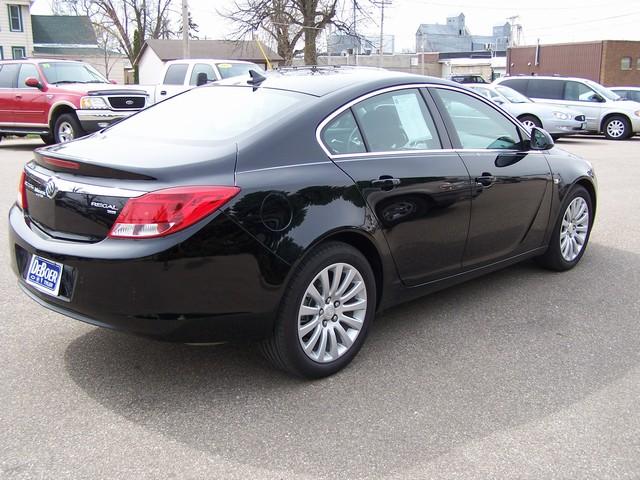 Buick REGAL 2011 photo 4