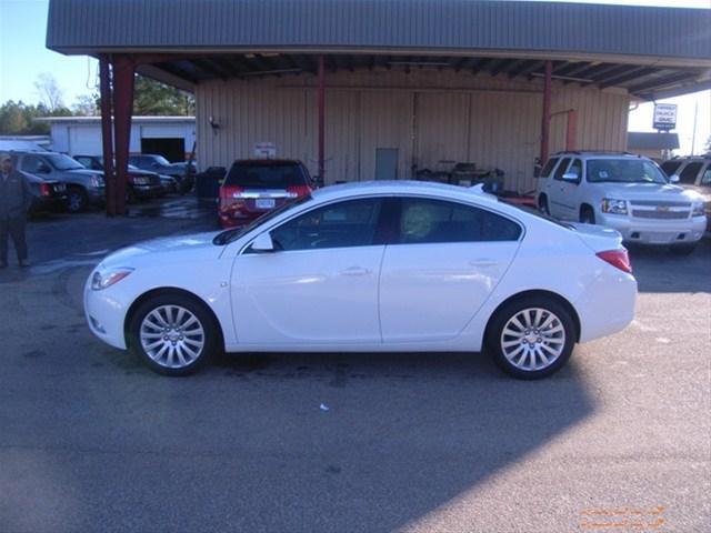 Buick REGAL 2011 photo 1