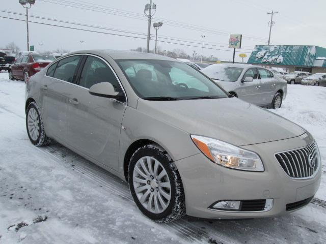 Buick REGAL 2011 photo 2