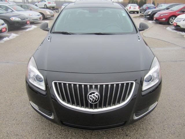 Buick REGAL 2012 photo 2