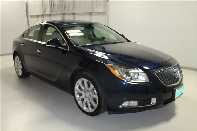 Buick REGAL 2012 photo 2