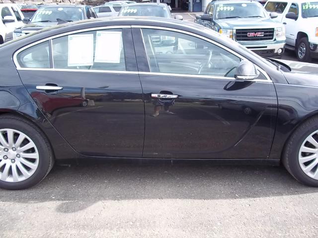 Buick REGAL 2012 photo 2