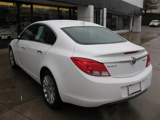 Buick REGAL 2012 photo 4