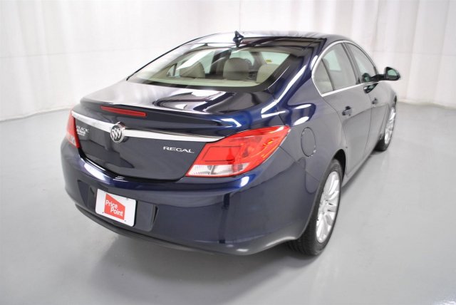 Buick REGAL 2012 photo 2