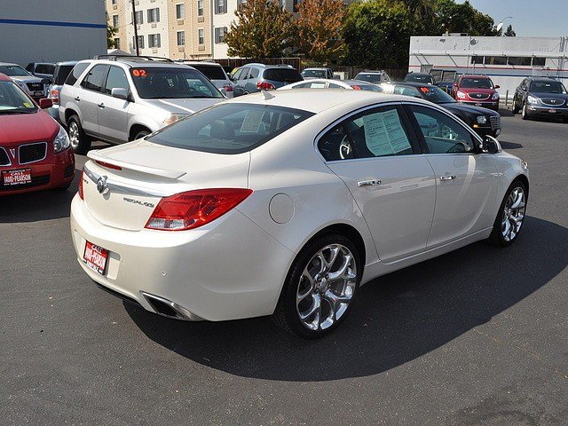 Buick REGAL 2012 photo 1