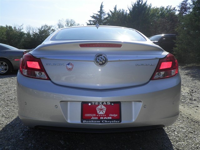 Buick REGAL 2012 photo 4