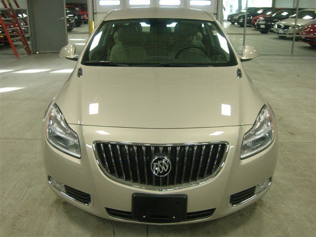 Buick REGAL 2012 photo 1