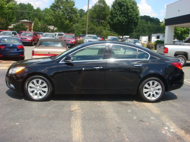 Buick REGAL 2012 photo 1