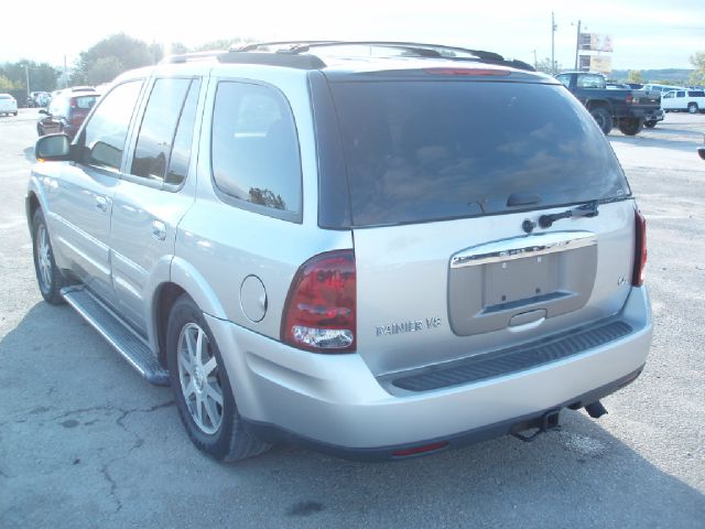 Buick Rainier 2005 photo 1