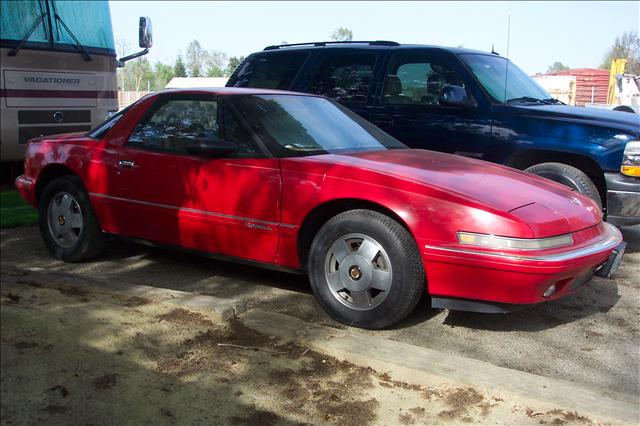 Buick Reatta 1989 photo 1