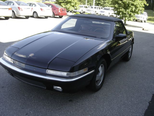 Buick Reatta 1990 photo 23