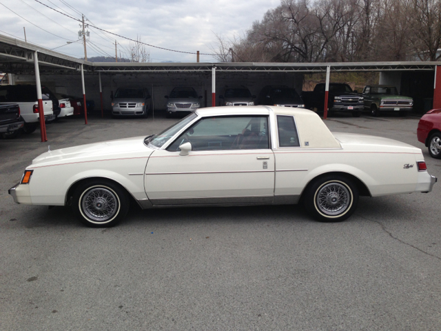 Buick REGAL 1983 photo 2