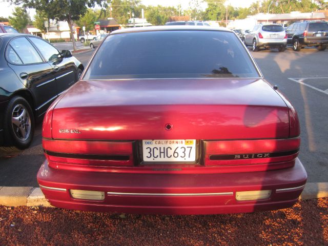 Buick REGAL 1993 photo 3