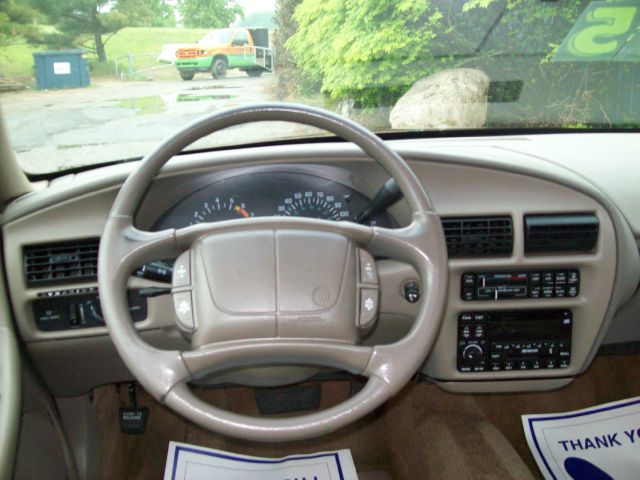 Buick REGAL 1996 photo 7