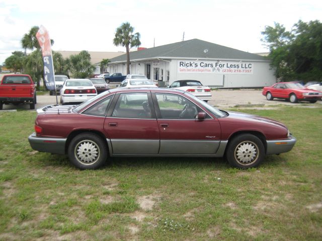 Buick REGAL Panther Sedan