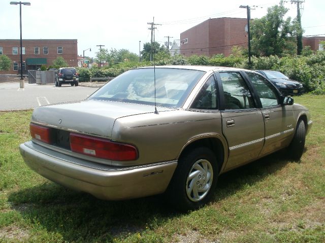 Buick REGAL 1996 photo 1