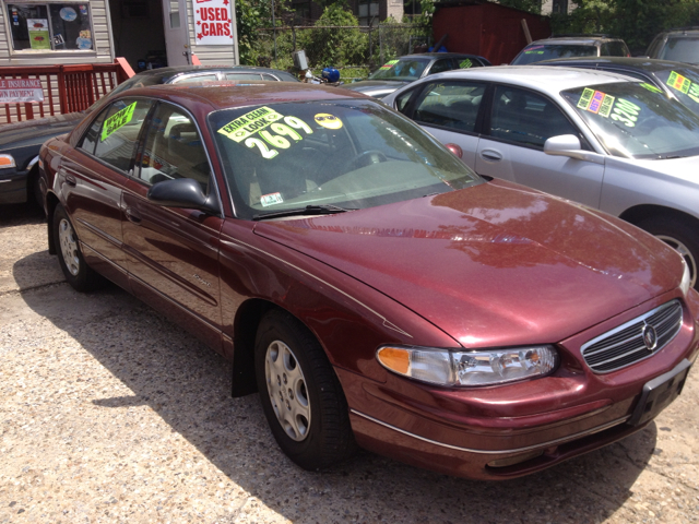 Buick REGAL 1999 photo 2