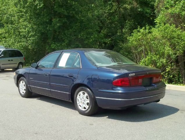 Buick REGAL Touring W/nav.sys Sedan