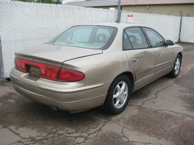 Buick REGAL 2000 photo 16