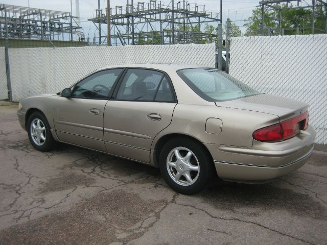 Buick REGAL 2000 photo 3