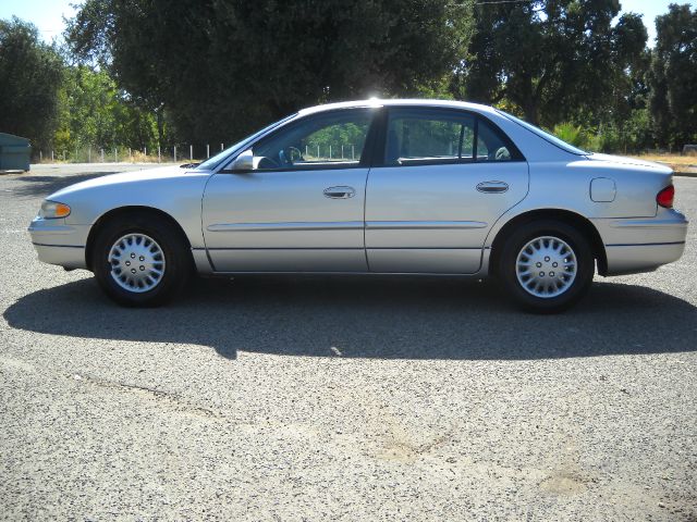 Buick REGAL XLS Sedan