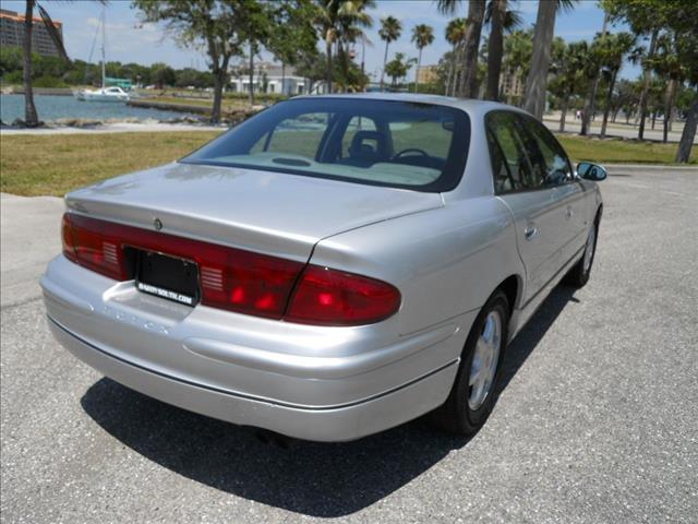 Buick REGAL Unknown Sedan