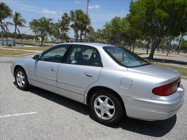 Buick REGAL 2001 photo 1