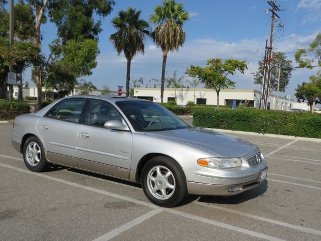 Buick REGAL 2001 photo 1