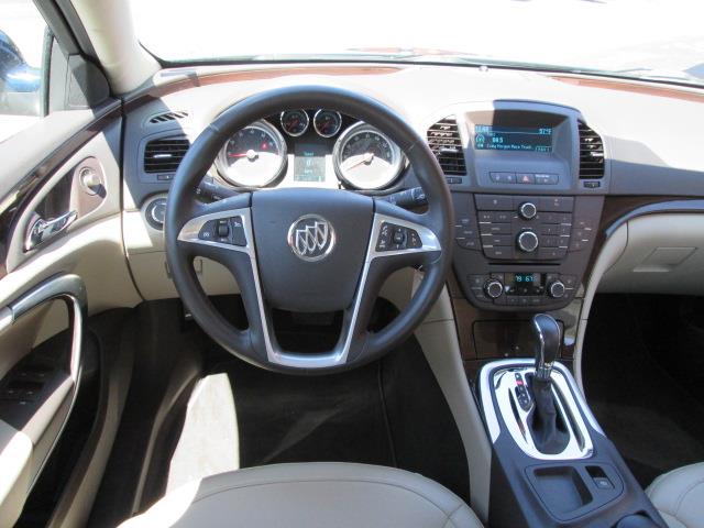 Buick REGAL 2011 photo 1