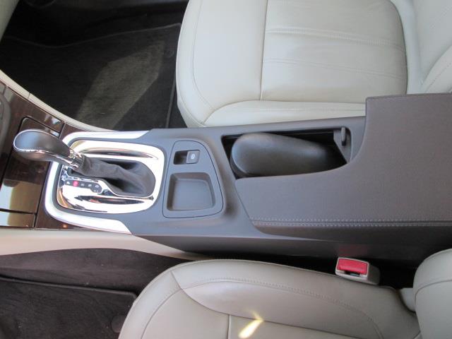 Buick REGAL 2011 photo 4