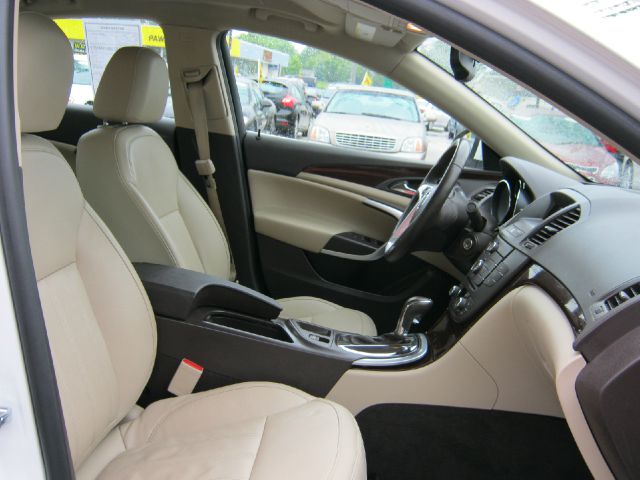 Buick REGAL 2011 photo 13