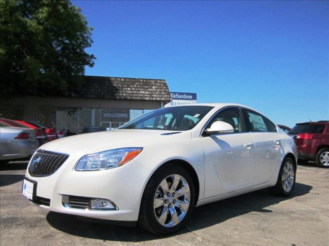 Buick REGAL 2012 photo 1