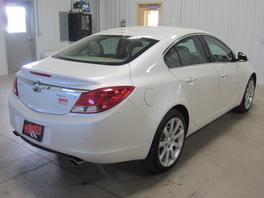 Buick REGAL 2012 photo 2