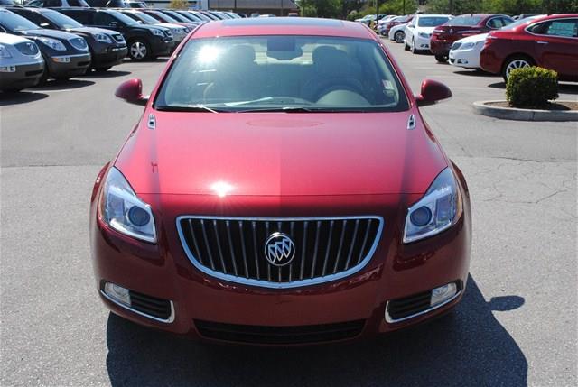 Buick REGAL 2012 photo 1