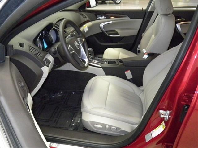 Buick REGAL 2013 photo 1