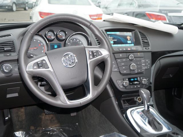 Buick REGAL 2013 photo 2