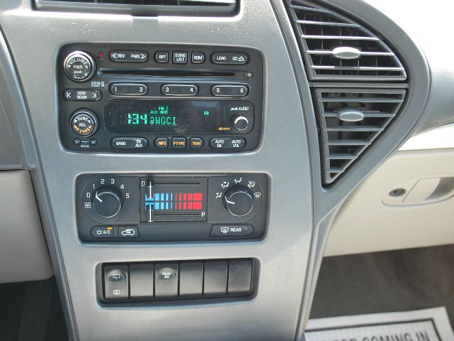 Buick Rendezvous 2003 photo 2