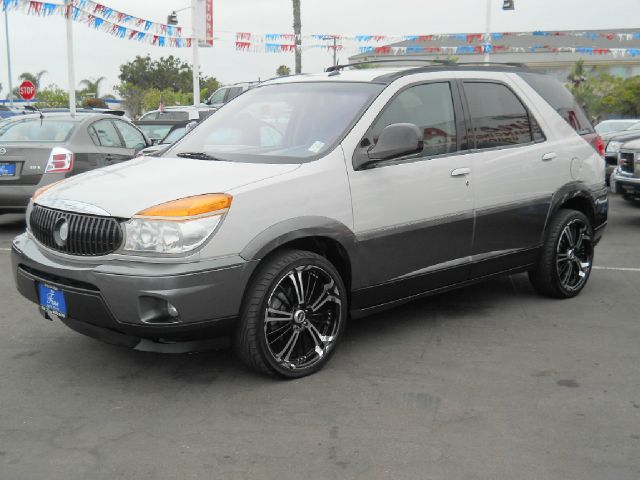 Buick Rendezvous 2004 photo 2